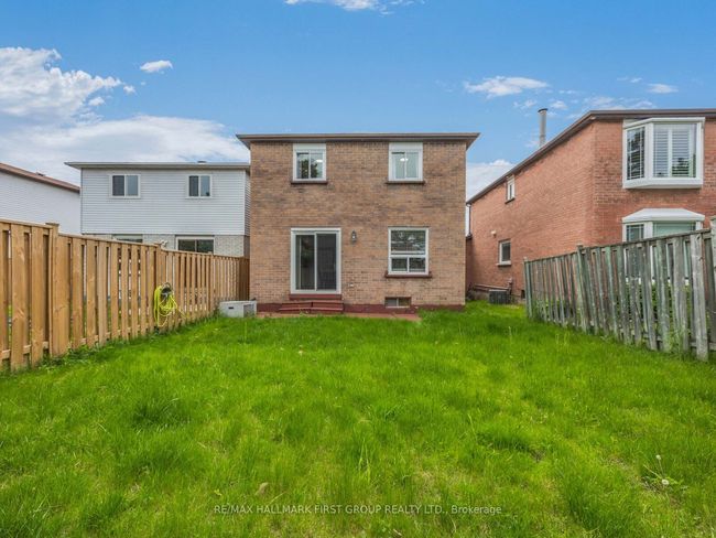 5 Chalmers Cres, House other with 3 bedrooms, 3 bathrooms and 2 parking in Ajax ON | Image 38