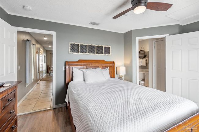 UNIT-633 - 8436 Gulf Blvd, Condo with 1 bedrooms, 2 bathrooms and null parking in Navarre FL | Image 25