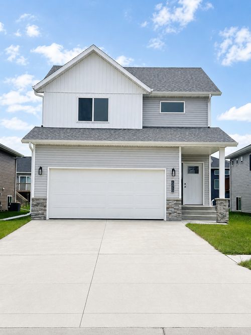 6826 Thomas St, Horace, ND, 58047-9588 | Card Image