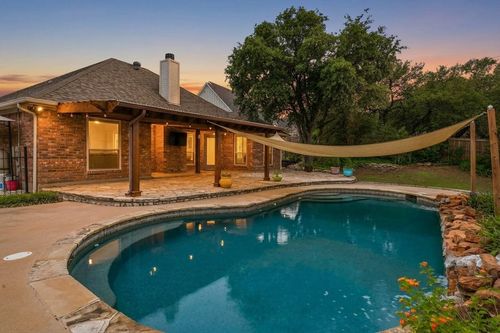 126 Spanish Oaks Trl, Glen Rose, TX, 76043-4104 | Card Image