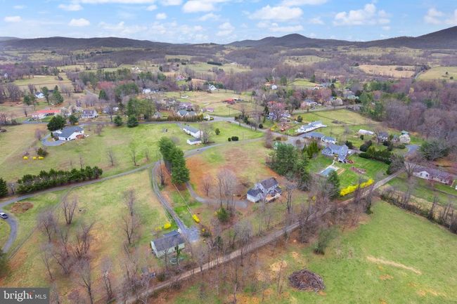 12007 Briar Patch Rd, House other with 4 bedrooms, 3 bathrooms and null parking in HUME VA | Image 53