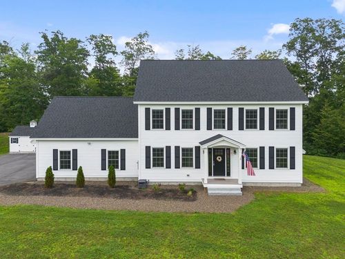 7 Kennard, Epping, NH, 03042 | Card Image