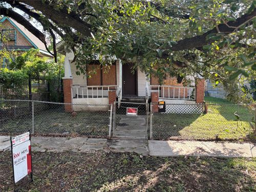 1918 Everett St, Houston, TX, 77009-8418 | Card Image