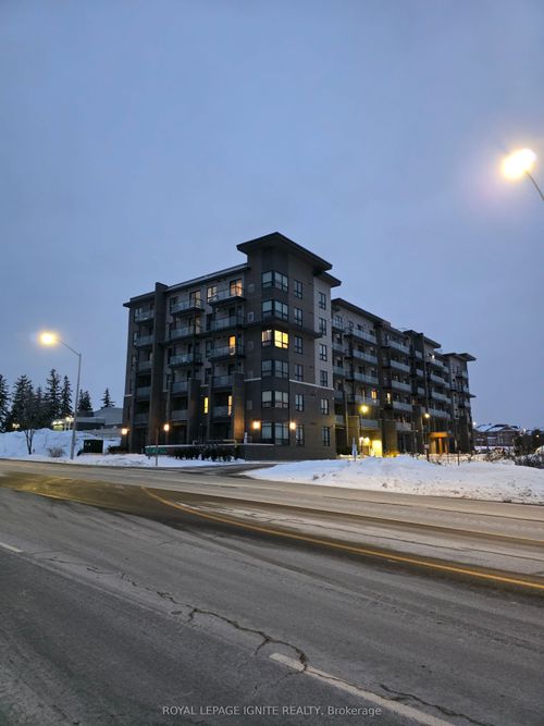 102-9700 9th Line, Markham, ON, L6B1R7 | Card Image