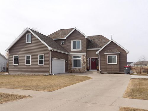 547 S 6th St, Evansville, WI, 53536-9759 | Card Image