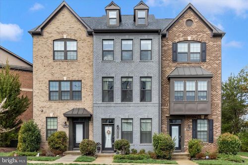 43406 Old Ryan Rd, ASHBURN, VA, 20148-6778 | Card Image