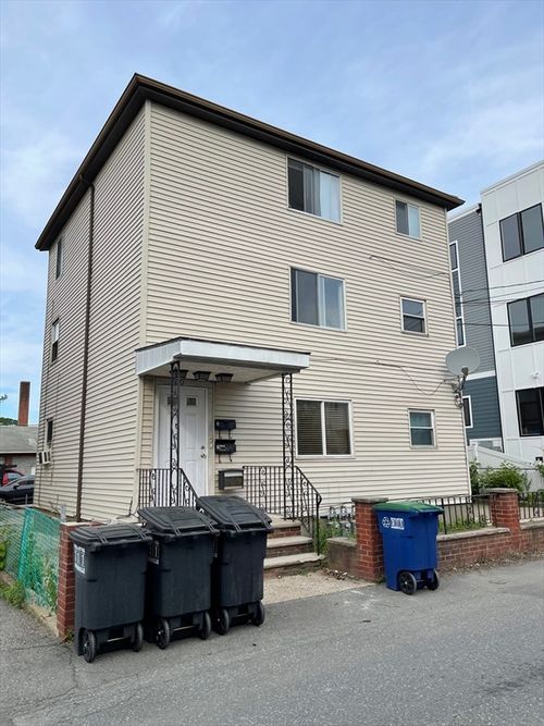 apt-2-30 Murdock St, Somerville, MA, 02145-3543 | Card Image