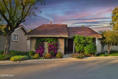 434 Vista Dorado Ln, Oak Park, CA, 91377-3709 | Card Image