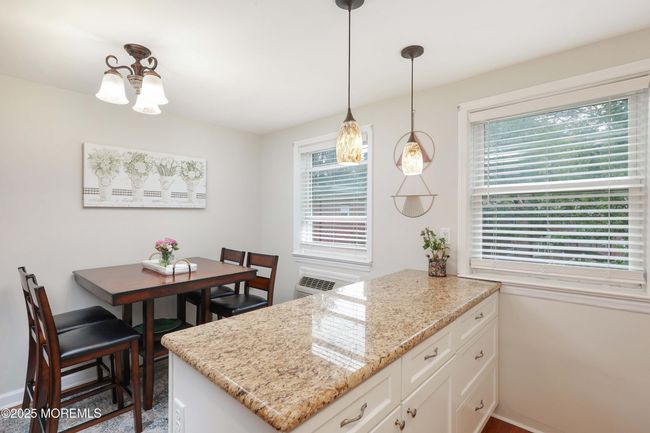 131 Manor Dr, Condo with 2 bedrooms, 1 bathrooms and 1 parking in Red Bank NJ | Image 14