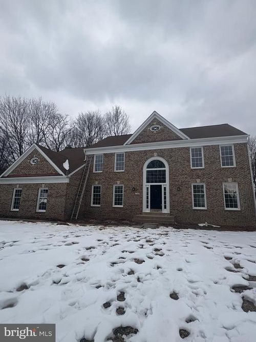 17584 Wadell Ct, Hamilton, VA, 20158-9524 | Card Image