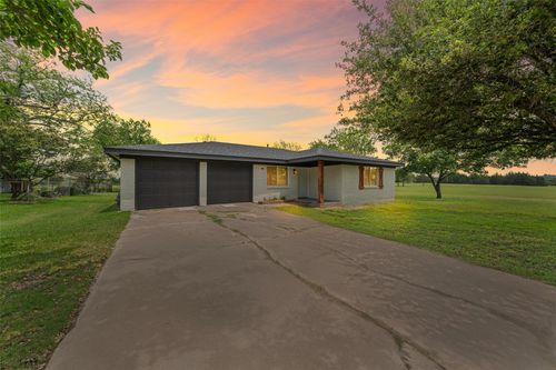 527 N Dison Dr, Robinson, TX, 76706-5109 | Card Image