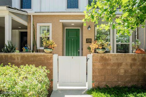 unit-5-110 Red Brick Dr, Simi Valley, CA, 93065-8556 | Card Image