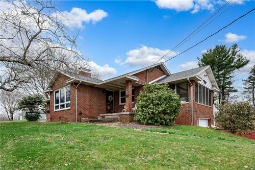 114 Reed Rd, Fenelton, PA, 16034-9724 | Card Image