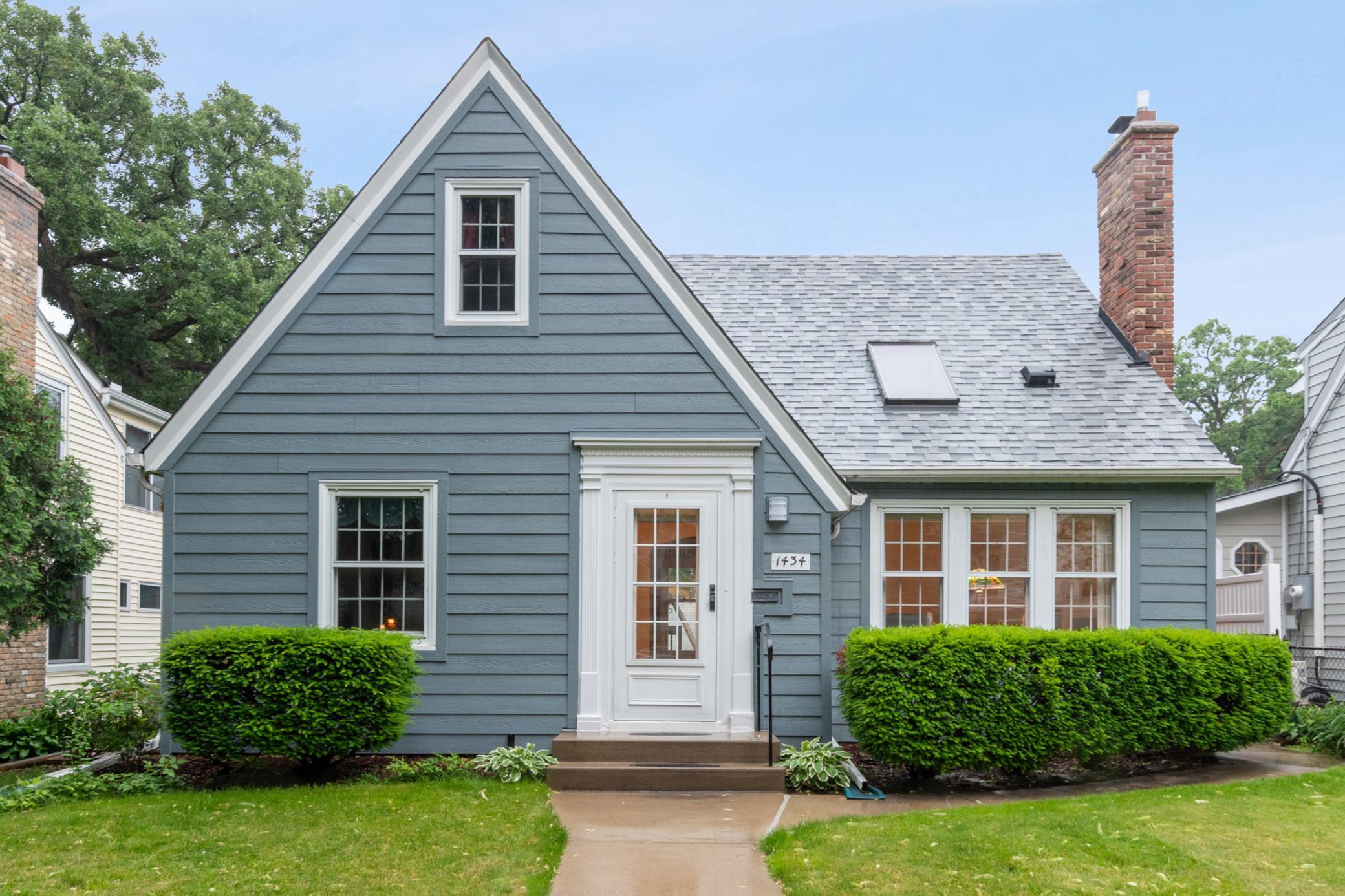 Eleanor Ave, Saint Paul, MN 55116