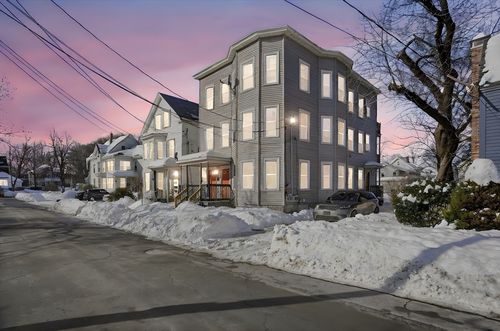 27 Carleton Ave, Haverhill, MA, 01835-7470 | Card Image