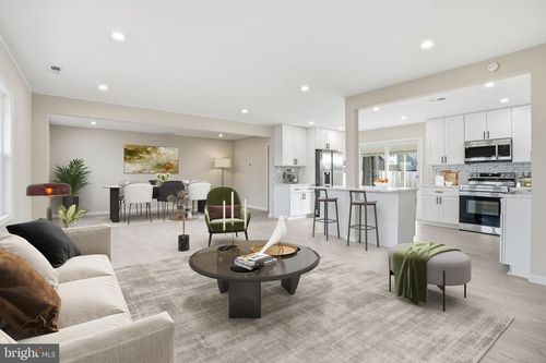 152 Junewood Dr, LEVITTOWN, PA, 19055-2328 | Card Image