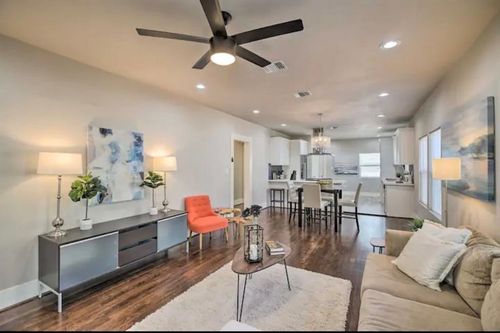 5224 Leeland St, Houston, TX, 77023-2022 | Card Image