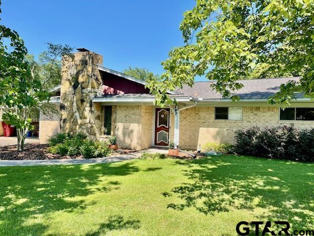 Magnolia St, Mount Vernon, TX 75457
