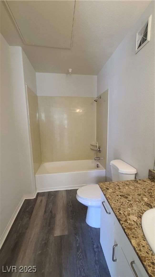 117 - 38 E Serene Ave, Condo with 2 bedrooms, 2 bathrooms and null parking in Las Vegas NV | Image 16