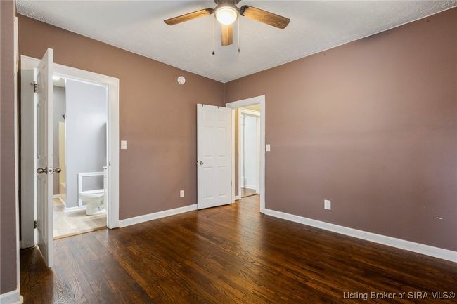 127 New Albany St, Home with 3 bedrooms, 2 bathrooms and null parking in Sellersburg IN | Image 35
