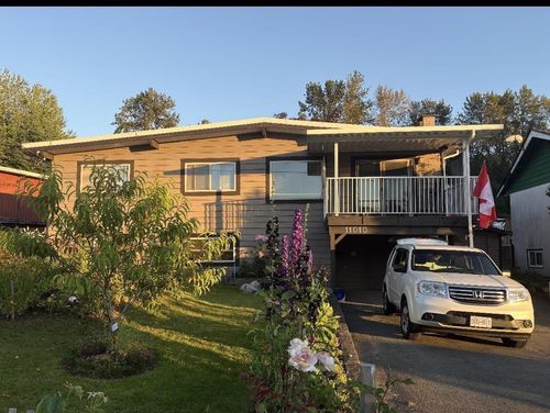 11010 86a Ave, Delta, BC, V4C2Y2 | Card Image