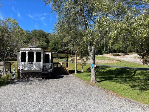 94 Bridge Loop Dr, Cleveland, GA, 30528-8621 | Card Image