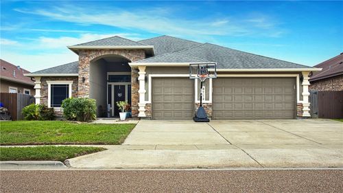 6714 Battery Park Court, Corpus Christi, TX, 78414 | Card Image