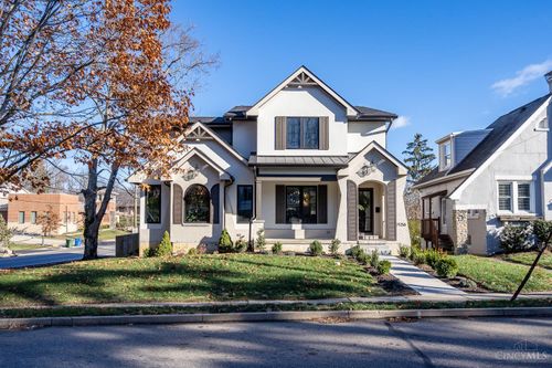 7156 Maple Leaf Dr, Cincinnati, OH, 45243 | Card Image