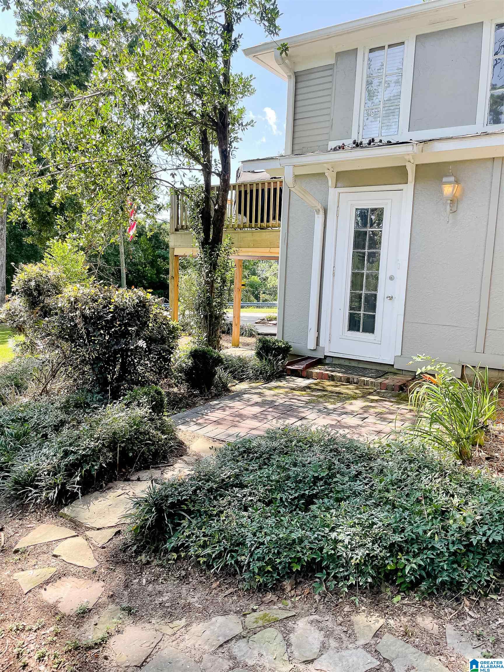 Residential in VESTAVIA HILLS 3