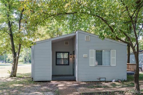 40 Lilac St, Glen Carbon, IL, 62034-2796 | Card Image