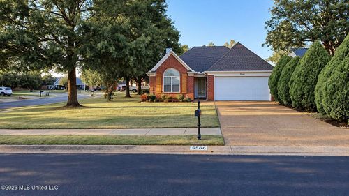 9240 Huron Dr, Olive Branch, MS, 38654-3738 | Card Image
