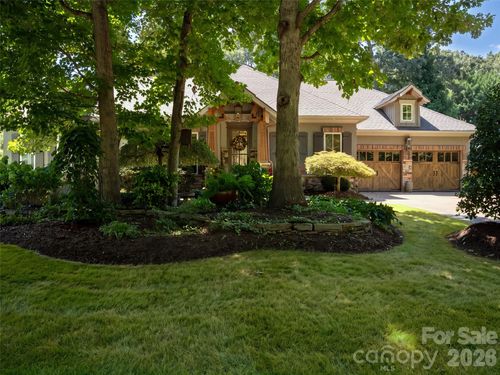 54 Mountain Dr, Biltmore Lake, NC, 28715-8940 | Card Image