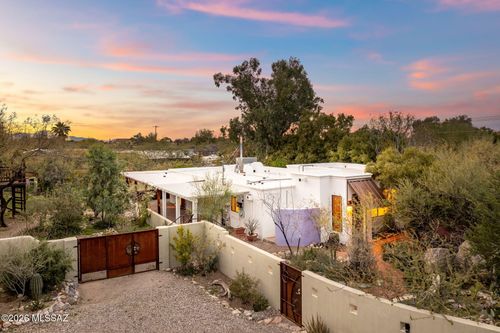 3443 N Tucson Boulevard, Tucson, AZ, 85716 | Card Image