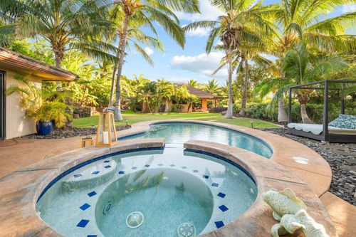 52 Lau Niu Way, Lahaina, HI, 96761-5762 | Card Image
