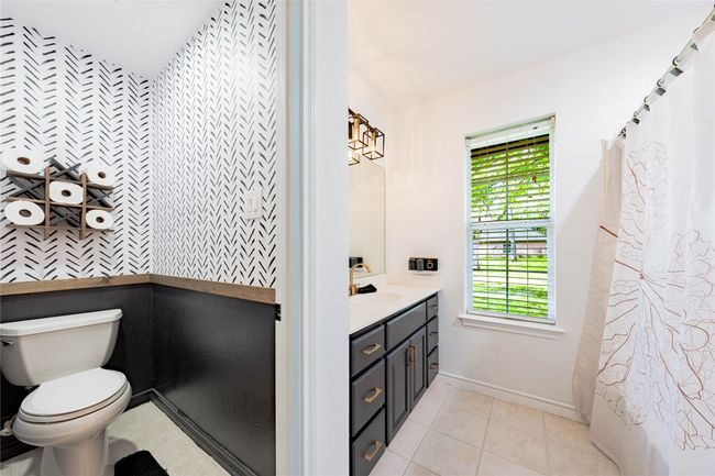 105 Royalwood Dr, House other with 3 bedrooms, 2 bathrooms and null parking in Enchanted Oaks TX | Image 20