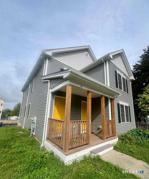 205 Zion St, Hartford, CT, 06106-3549 | Card Image
