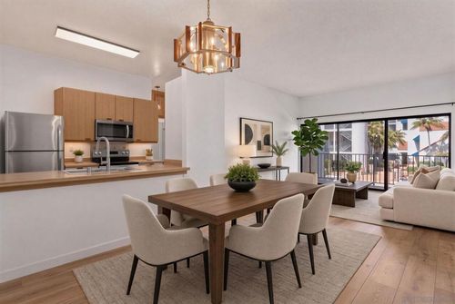 2b-8328 Regents, San Diego, CA, 92122 | Card Image