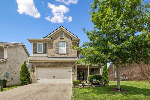 207 Hempstead Ct, Gallatin, TN, 37066-1490 | Card Image