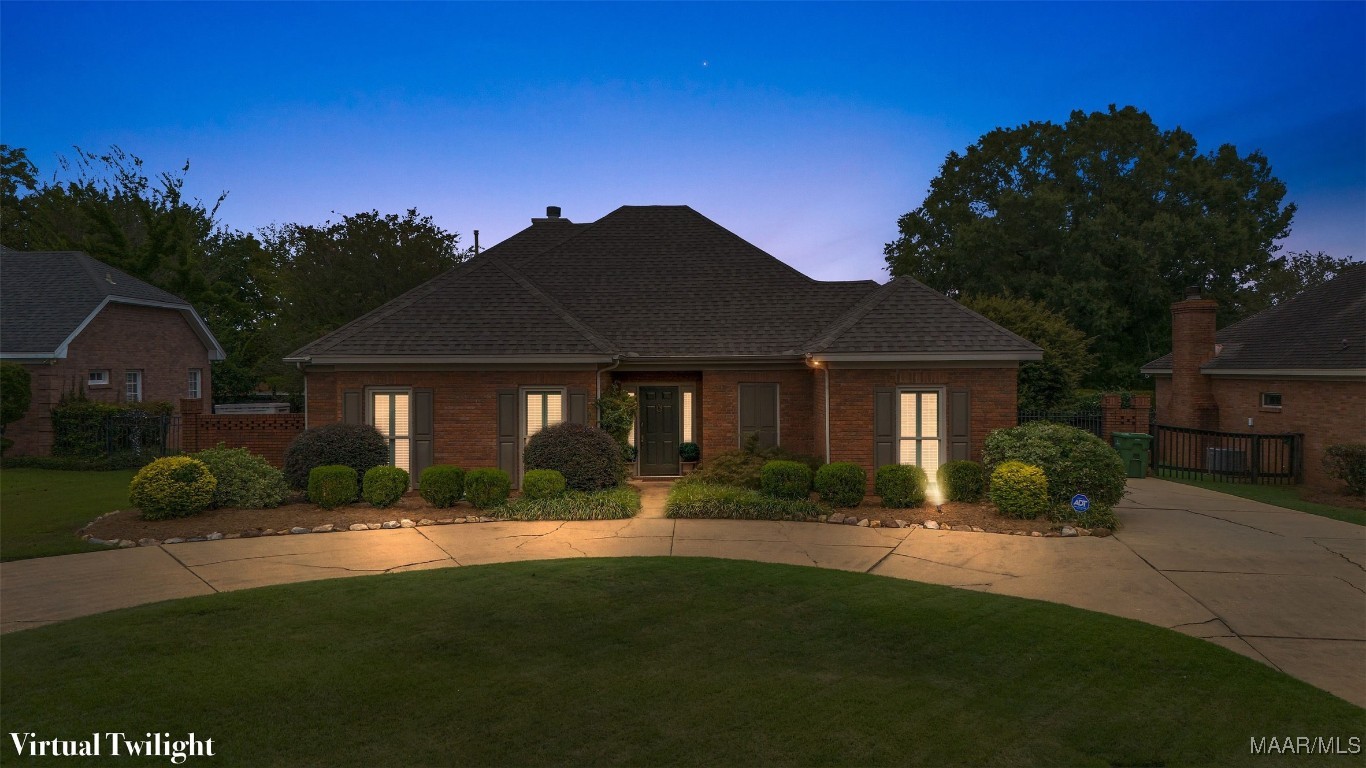Lochwood Dr, Montgomery, AL 36117