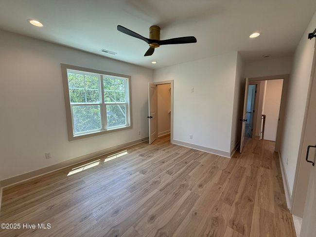 108 Se 75 Th St, House other with 5 bedrooms, 6 bathrooms and 2 parking in Oak Island NC | Image 26