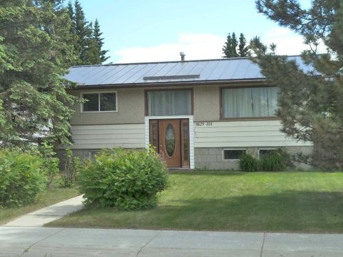 9829 101 Ave, Plamondon, AB, T0A2T0 | Card Image