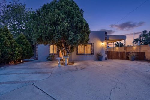 400 Virginia Street Ne, Albuquerque, NM, 87108 | Card Image
