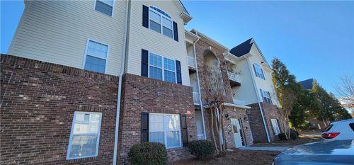 2421 Eagle Creek Ct, Winston-Salem, NC, 27103-6268 | Card Image
