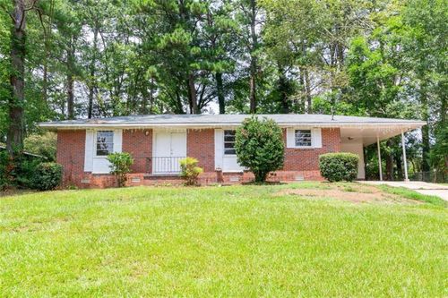 816 Needle Dr, Forest Park, GA, 30297-3141 | Card Image