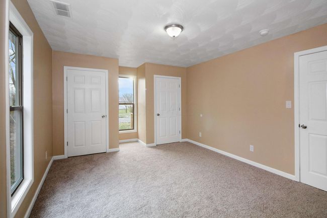 94 Main St, House other with 3 bedrooms, 2 bathrooms and null parking in Bloomingburg OH | Image 11