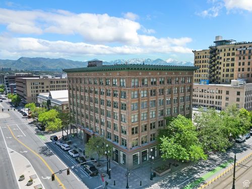 8 E Broadway, Salt Lake City, UT, 84111-2204 | Card Image