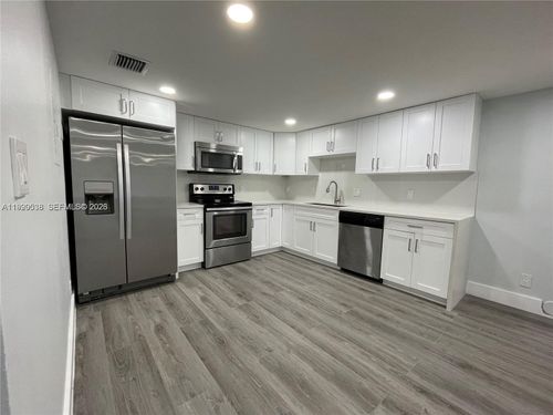 103-4725 Sw 62nd Ave, Davie, FL, 33314-4461 | Card Image