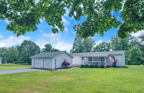 173 Charlemont Ave, West Pittsburg, PA, 16160-1038 | Card Image