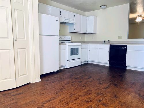 apt-c-308 Manuel Dr, College Station, TX, 77840-4646 | Card Image