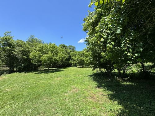 2342 Valley Creek Rd, Culleoka, TN, 38451-2194 | Card Image